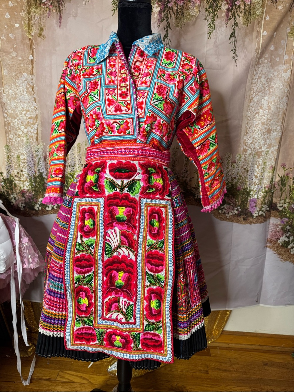 hmong vintage suav outfit